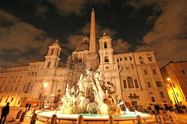 Navona Piazza in Rome